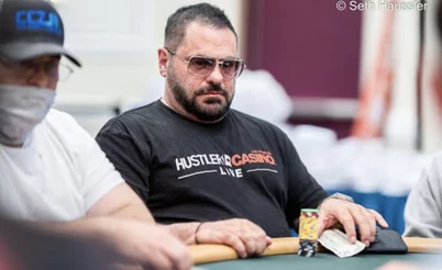 Un escándalo en Twitter obligó a Nick Vertucci a dejar Hustler Casino Live